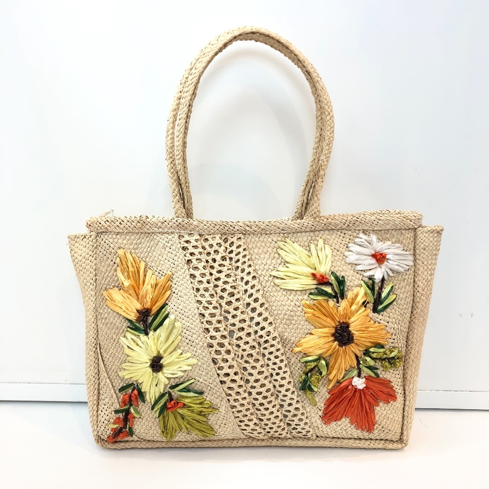 SOLD // Woven Straw and Raffia Floral Purse